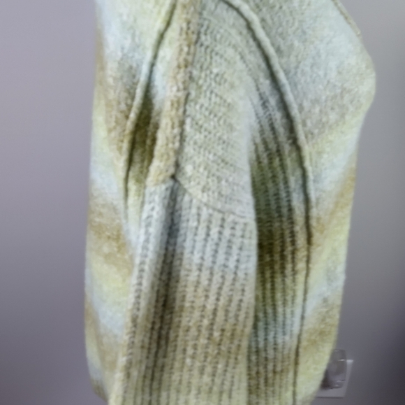 Women's Sweater By SO Good For Life 5 Layer Green Fall Fashion Wear Size Large - Picture 8 of 16